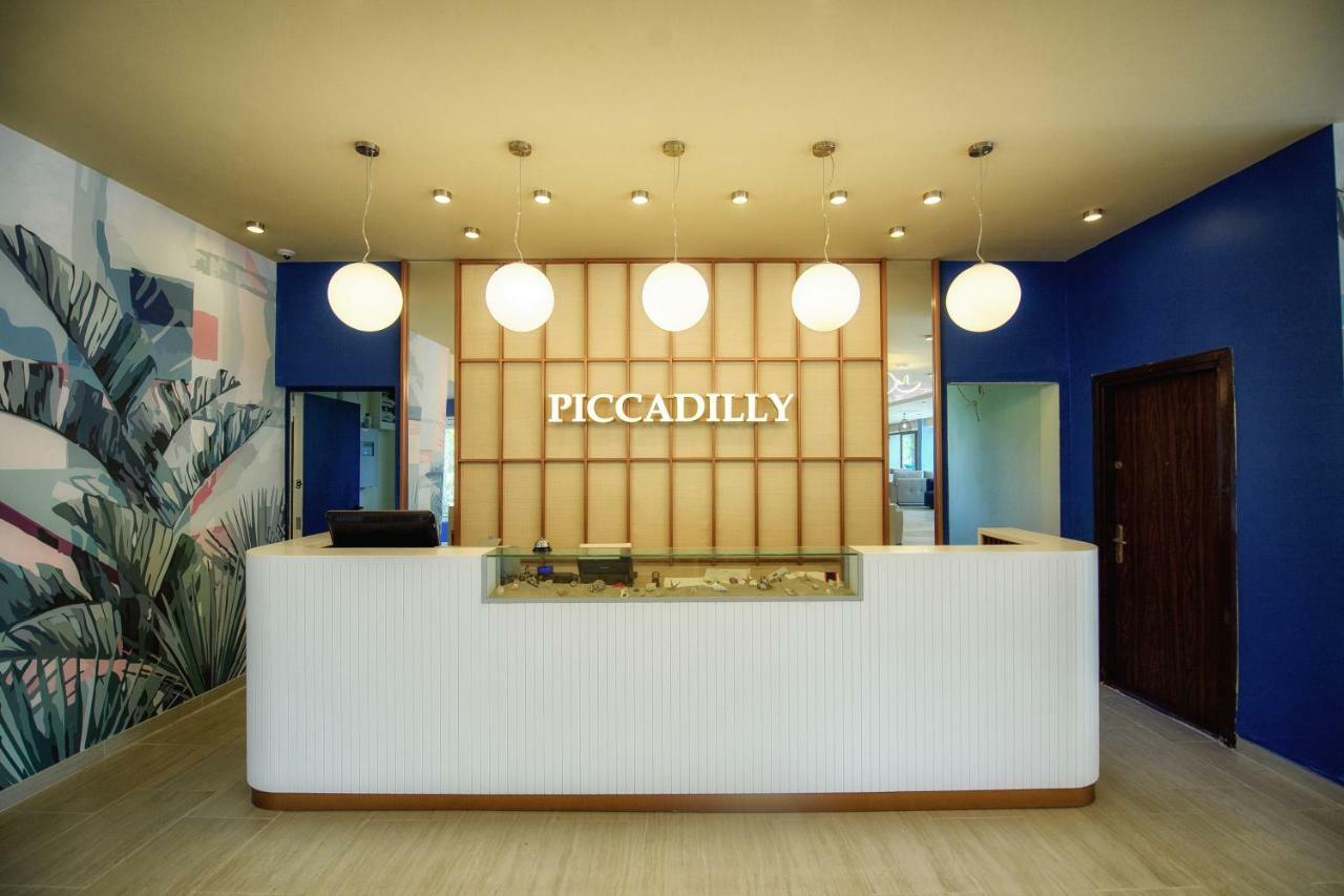 Hotel Piccadilly Мамая Экстерьер фото